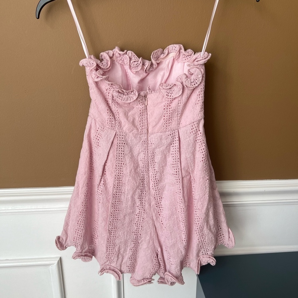 Daphne Debbie Women’s Pink Strapless Romper Frill Trim Size Small Blush Eyelet - Picture 8 of 10
